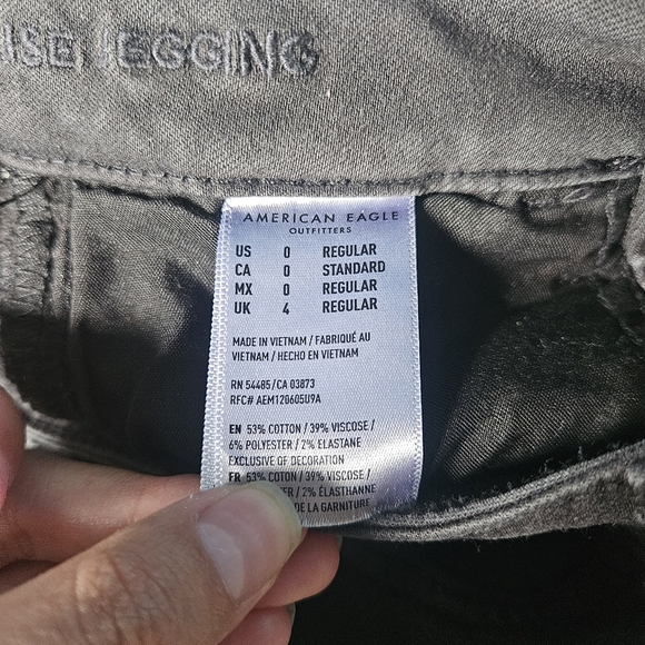 AMERICAN EAGLE Black Hi-Rise Jegging Lace Patched Distressed Size 0 NWT AE - Picture 13 of 13